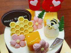 芒果柚子奶油蛋糕-花花卷卷·鲜食蛋糕(静安久光百货店)