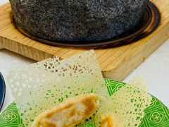 -品海楼·大连海胆锅贴馆(东港店)