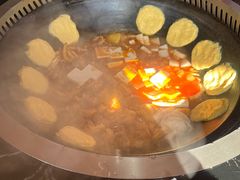 -三江鱼东北特色铁锅炖(骆驼店)