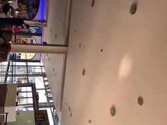 -王权免税店(普吉机场店)