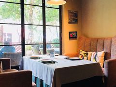 靠窗位-T館·花园艺术餐厅