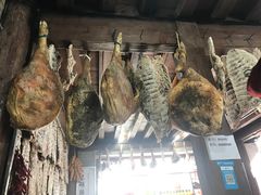 -阿婆情腊排骨火锅(金虹路店)