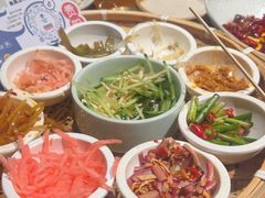 -包整·丝娃娃(一览甲秀楼风景店)