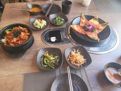 -香猪坊韩国烤肉专属门店(魏公村店)