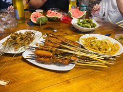-老街烧烤(华中农业大学梧桐路步行街店)