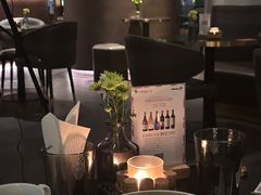 -wineapp葡萄酒餐吧(外滩金融中心店)