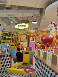 -MAGE麦其天地儿童乐园(滨江百联店)