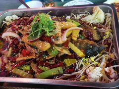 -阆辣荟餐饮(老味道8年·古城店)