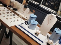 -Riotlily艾特里里(北国商城店)