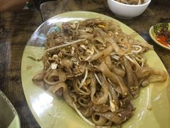 干炒牛河-贞姨美食·老字号海鲜大排档