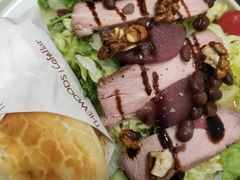 焗咸蛋三明治配澳洲低温牛肉沙拉-THE WOODS 简餐 (国贸商城店)