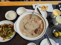 -鱼鲜饭香·招牌汽锅剁椒鱼头王