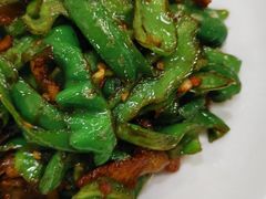 -新一家农家菜(华景新城店)