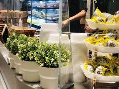 -老乡鸡(上海白玉兰广场店)