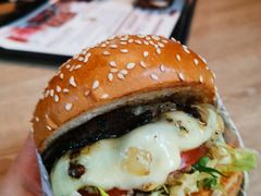 -The Habit Burger Grill 哈比特汉堡(复兴soho店)