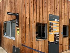 -怀托摩萤火虫洞