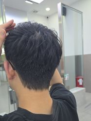 -首脑美发沙龙