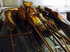 烟薰大排-陈员外正宗夹江烧烤(广福路店)