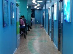 -Swim斯卫姆国际儿童游泳中心(红博中央公园店)