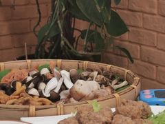 -阿鹏故事云南野生菌火锅(人民路店)