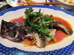 -荣誉海鲜酒楼(海湾店)
