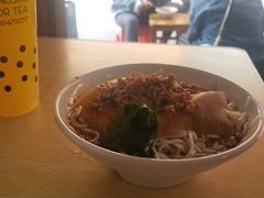 -洪记凉米线(新兴路店)