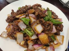 -余杨鸭鸭餐厅