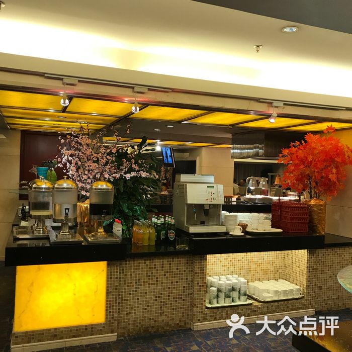 华府酒店天地厅自助餐