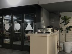 -ADO KAFE(大学城店)