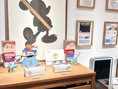 -目艮眼镜SHOWROOM(品牌集合店)