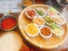 -包整·丝娃娃(一览甲秀楼风景店)