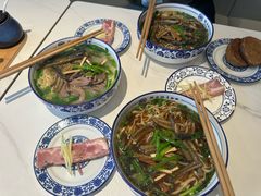 -镇南锅盖面馆(解放路店)