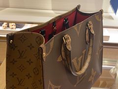 -LV路易威登(德基广场店)