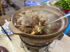 -广味炭炉鸡煲(宝业路分店)