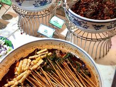 钵钵鸡-339旋转餐厅(天府熊猫塔店)