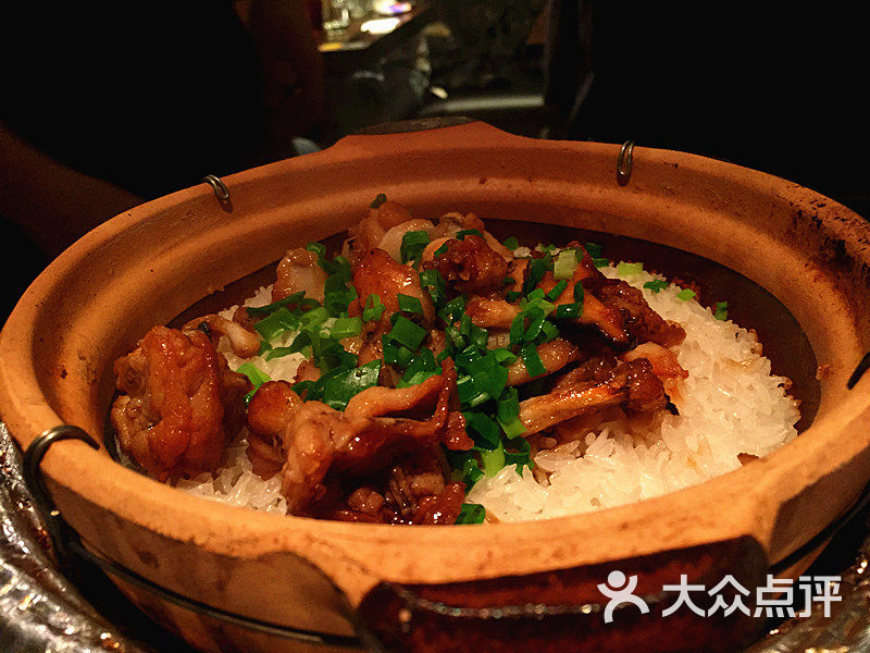 汤城小厨(西直门店)-香滑牛蛙煲仔饭-菜-香滑牛蛙煲仔饭图片-北京美食