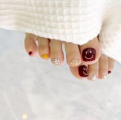 足部美甲-朵拉定制美妆美甲