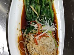 -东北农家院·铁锅炖(莘庄店)