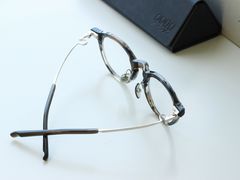 -目艮眼镜SHOWROOM(品牌集合店)