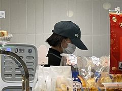 -85度C(生甜甜圈研究工坊·上海局门店)