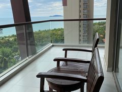 -三亚湾海居铂尔曼度假酒店