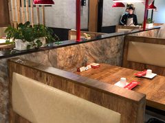 大堂-叶派龙虾•招牌香辣蟹·海鲜(中海国际店)