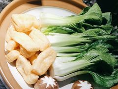 -头上红煨盐鸡乡村食府