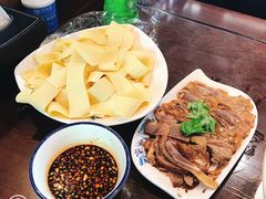-亿诣蝎府炸酱面羊蝎子火锅(酷车小镇店)