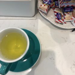 -YooMee优美智能科技美肤机构