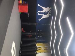 -成杰格斗·拳击·柔术·防身术(建设路店)
