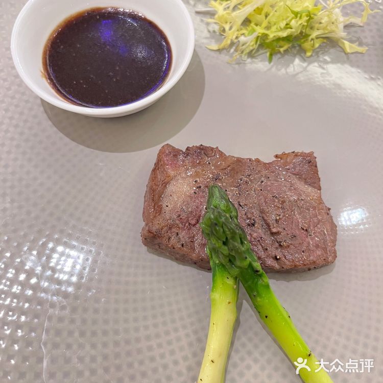 只在这家吃到过。环境真的太别致啦！服务更不用说