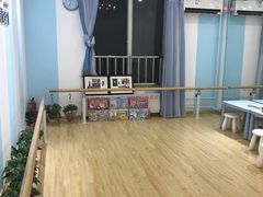 -桃子公主舞蹈培训(万柳校区)