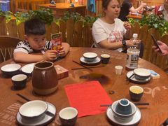 -老滇山寨•云南特色菜•地方菜•民族风情歌舞表演(金碧店)