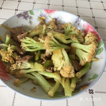 秋季时令菜——花菜炒猪肝